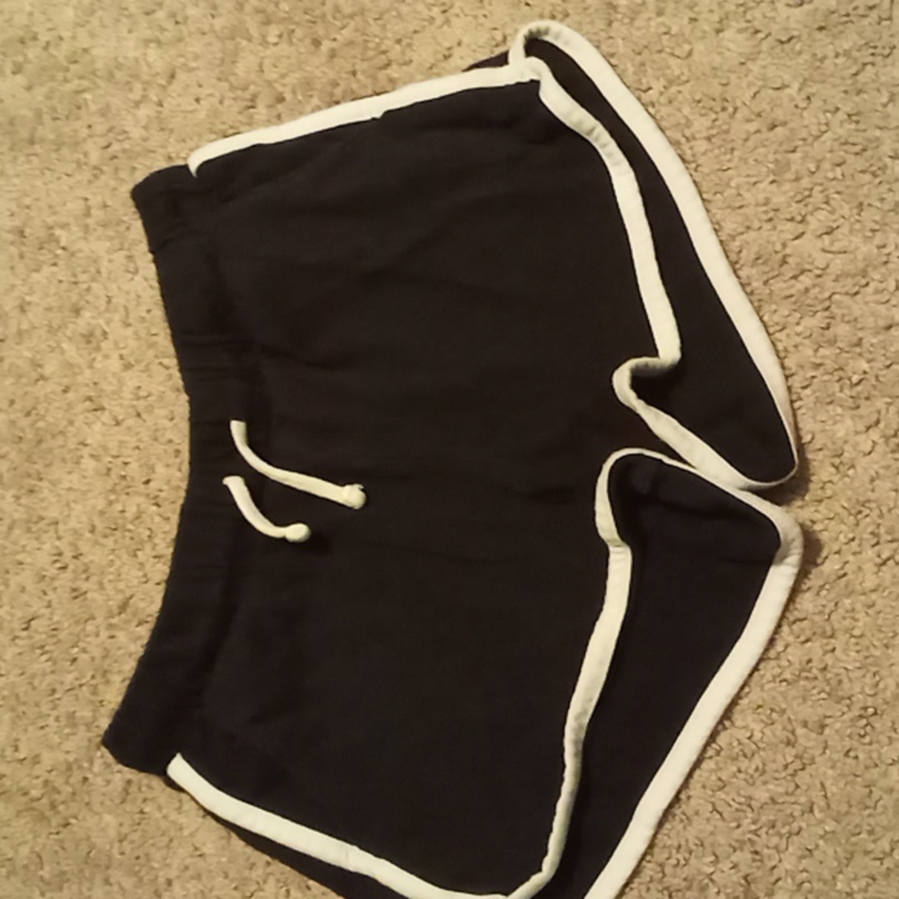 Black shorts with pockets girls